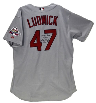 Ryan Ludwick Signed and Game-Worn 2009 Cardinals Road Jersey (Cardinals LOA)